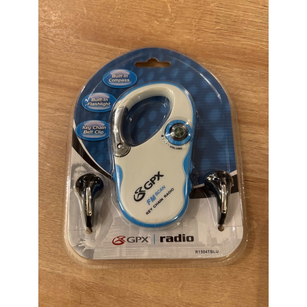 GPX FM Scan Key Chain Radio with Flashlight and Compass Blue White R1504TBLU NEW - Picture 3 of 7